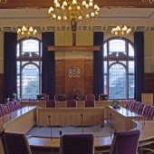 New_Council_Chamber,_Reigate_Town_Hall_-_geograph.org.uk_-_2070845