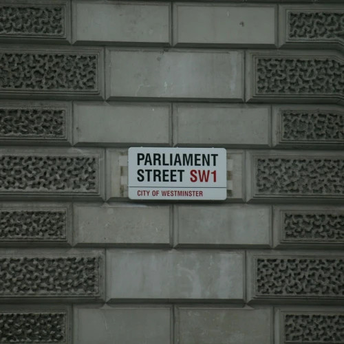 martin-foskett--oNwglJTLjg-unsplash