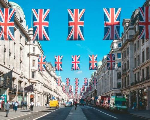 chan-lee-LKSHvr3emEQ-unsplash