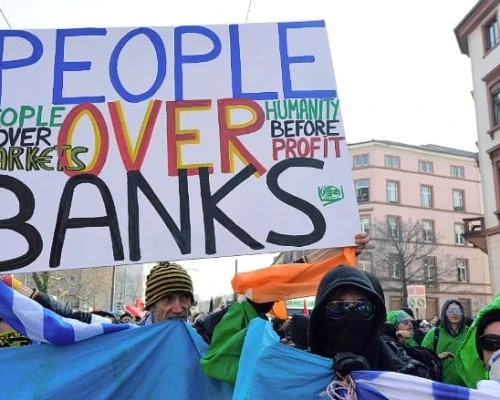 150318111903-ecb-protest-bank-780x439-1