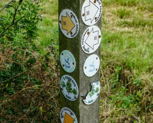 tom-wheatley-CYyVIx3Y648-unsplash