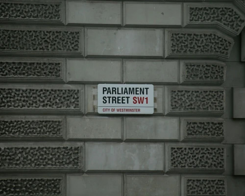 martin-foskett--oNwglJTLjg-unsplash