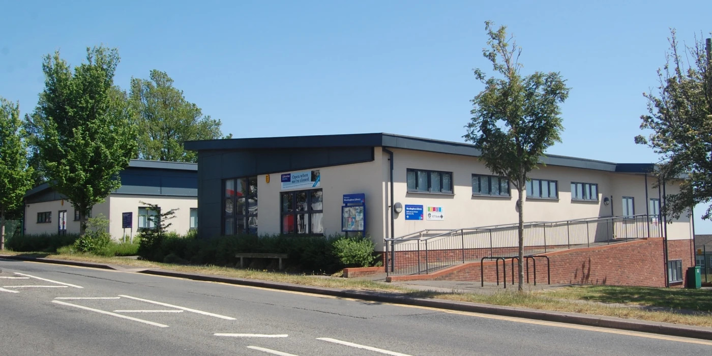 Woodingdean_(New)_Library_and_Health_Centre,_Warren_Road,_Woodingdean_(May_2020)_(1) (1)