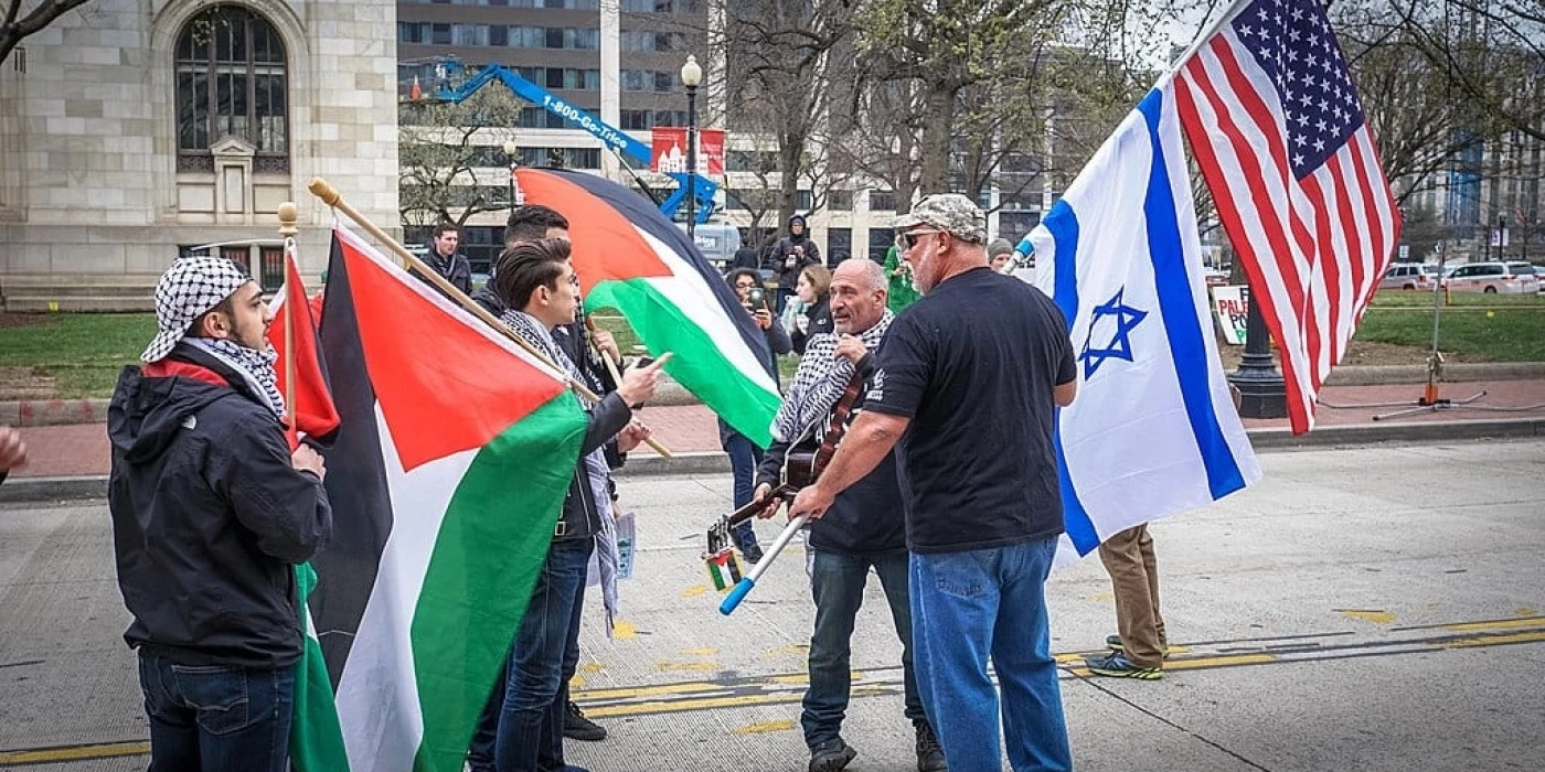 1024px-2017.03.26_Anti-Israel_Protest_Washington_DC_USA_01947_33541369021