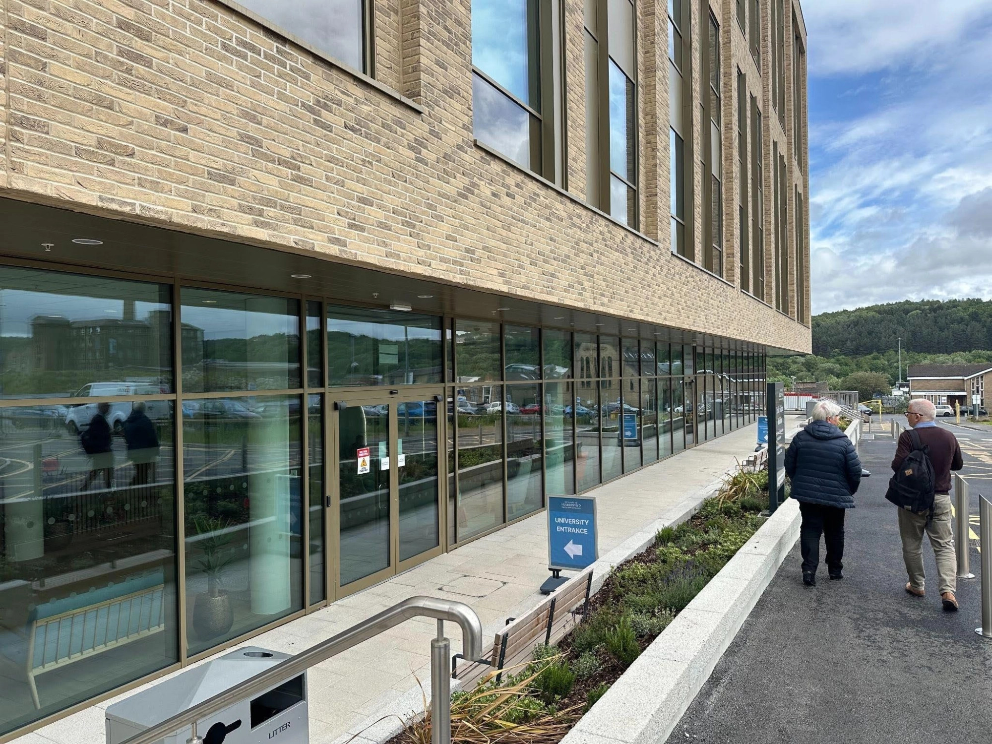 260619_HotHS_Huddersfield 4